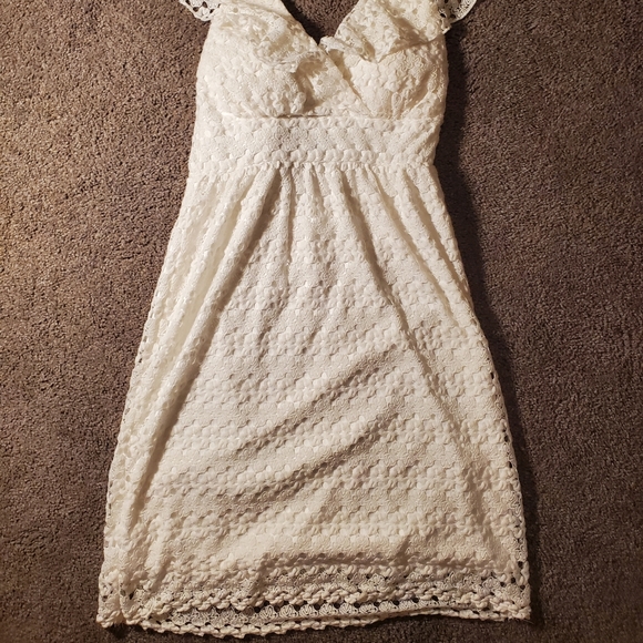 White Lace Dress - Picture 4 of 4